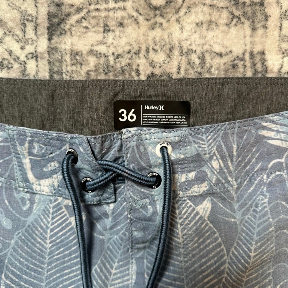 Hurley Phantom Board Shorts Mens 36 Blue Grey Tropical Leaf Print Surf Trunks‎ - Picture 2 of 6